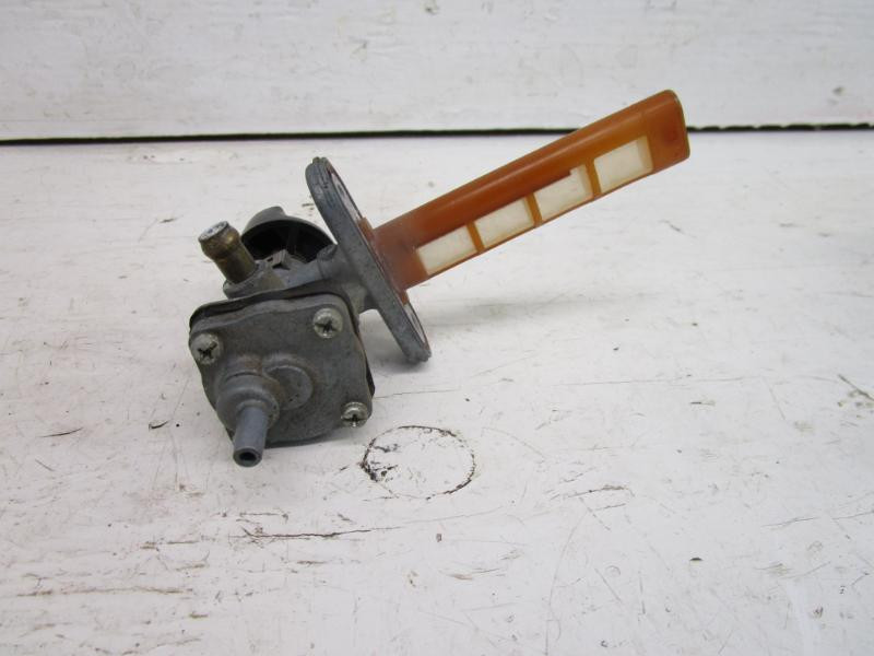 06 Suzuki GSXF 750 Katana Fuel Petcock 44300-08F11 1998-2006